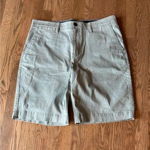 Sonoma Flexwear Flat Front Casual Shorts - Men's Size 36